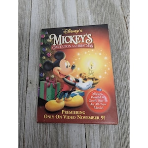Disneys Mickeys Once Upon A Christmas Pin - Collectible Disney Pinback