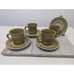 Vintage Set of 4 Franciscan Earthenware Pebble Beach Tea Cups and Saucers