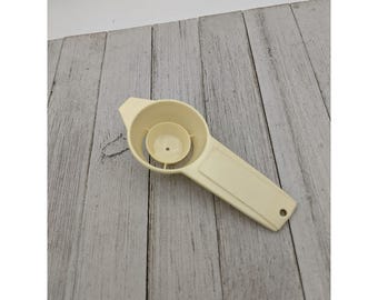 Crèmekleurige draagbare eierscheider 5 3/4"