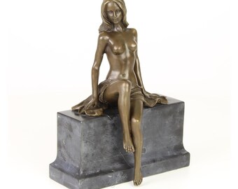 Art déco style statue nuefigurine en verre érotiquevintage Art déco style statue nuefigurine en verre érotiquevintage