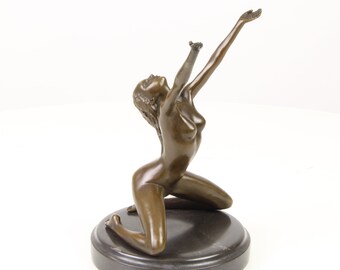 Art déco style statue nuefigurine en verre érotiquevintage Art déco style statue nuefigurine en verre érotiquevintage