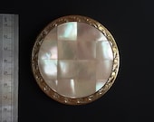 Vintage Compact - Mother of Pearl