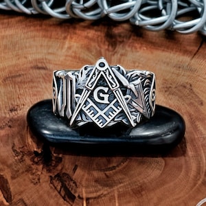 Masonic ring. Sterling silver freemason ring. Handmade square & compass ring. Unique mason ring masonic jewelry.