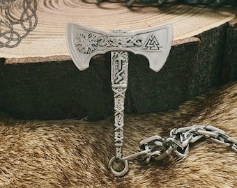 Pendentif de hache viking mutuelle, pendentif de hache de bataille en argent sterling, bijoux vikings, hache avec Valknut et casque de crainte (Aegishjalmur)