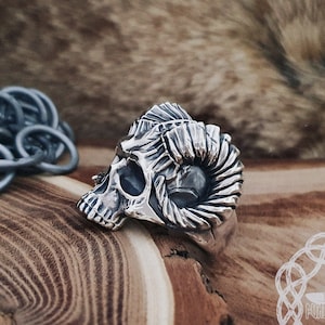 Sterling Silver Demon Horned Skull Ring - Biker Jewelry