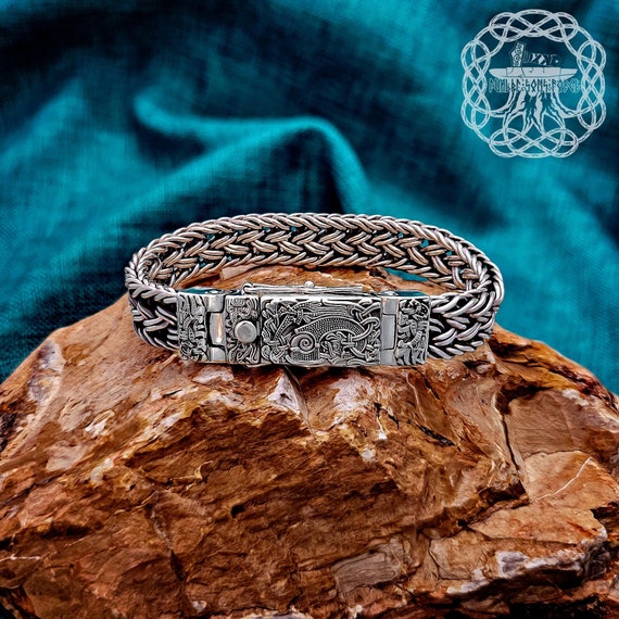 Viking Celtic Fenrir Bracelet - Norse Mythology Wolf Wristband