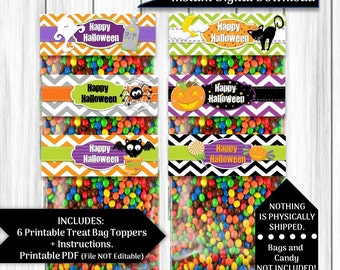 Op de afbeelding: Zes bedrukbare traktatiezakjes met een Halloween-thema. De toppers hebben verschillende Halloween-ontwerpen, waaronder geesten, vleermuizen, pompoenen en spinnen. De toppers zijn gedrukt op wit papier met een zigzagpatroon. De tekst op de toppers luidt "Happy Halloween".