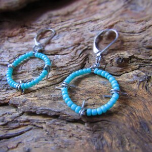Beautiful Circle Barbed Wire with Tiny Turquoise Beads Closed Earring