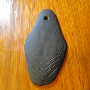 Authentic Indian Etched Gorget Artifact - TENN - Drilled & Polished - Slate - Super Thin - 1 3/4&quot; x 3 1/4&quot; - Very Nice!