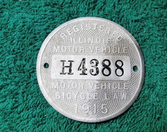 Vintage 1915 Illinois Bicycle License Plate Tag - 2" Diameter - Aluminum - Scarce Item!