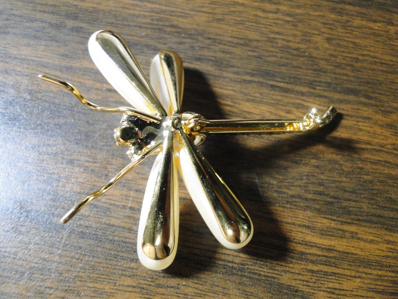 2 x 2 34 Gorgeous Dragonfly Brooch Very Nice! Rhinestones /& Faux Pearls