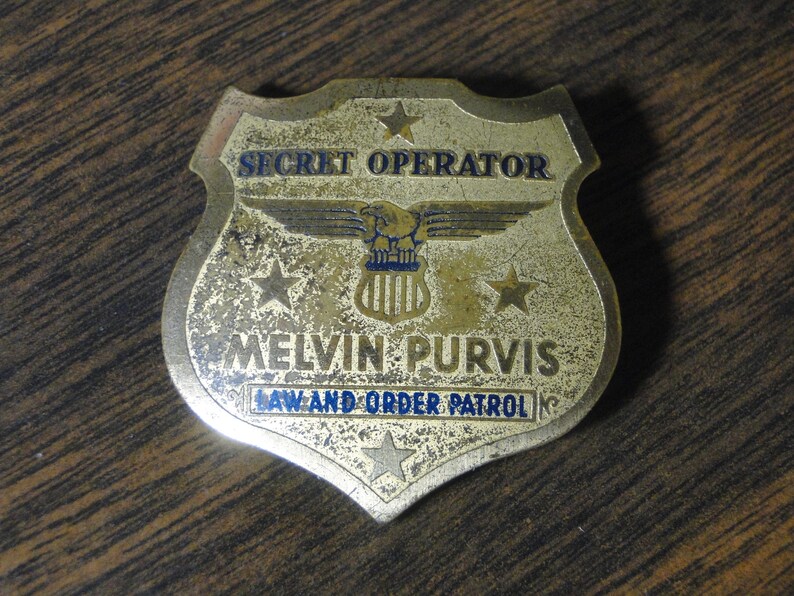 Melvin Purvis Special Operator Pin Pinbacks 1930's 1 3/8 x 1 3/8 Diameter Neat Old Piece image 1