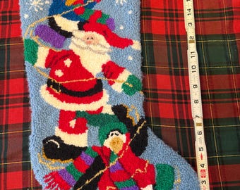 Media navideña vintage de Papá Noel y pingüinos – Aplicación de punto en bucle – Decoración navideña caprichosa de 43 cm (17") hecha a mano