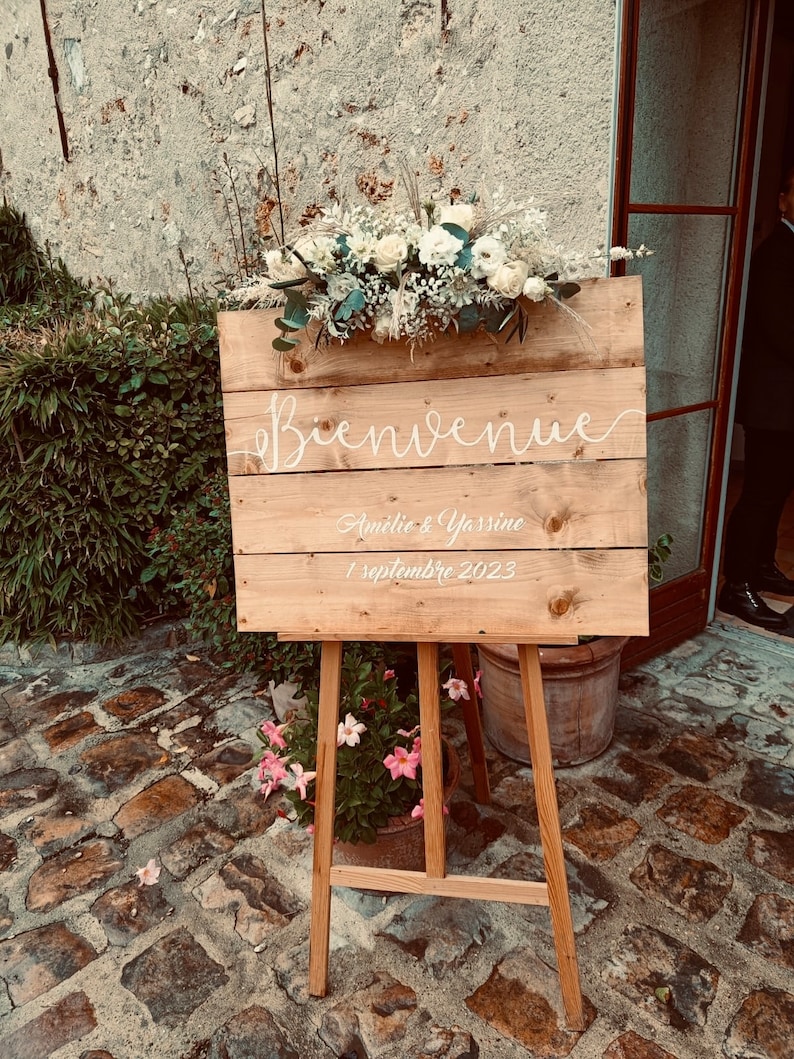 Panneau d'accueil Bienvenue en planche de pins Modèle Adèle, peint à la main, à personnaliser pour décoration de mariage ou autre image 9