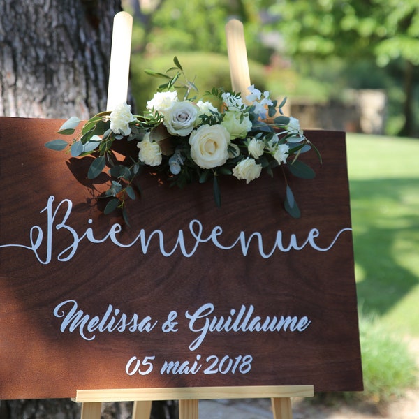 Panneau d'accueil bienvenue Adèle peint à la main à personnaliser pour décoration de mariage