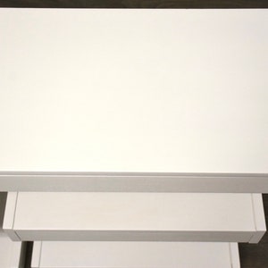 White Nightstands by Drexel A Pair Bild 8