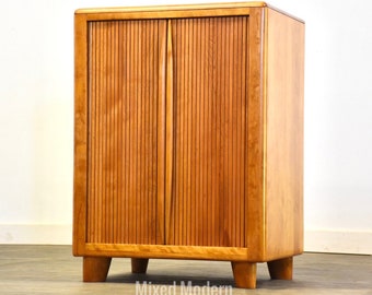 Heywood Wakefield Maple Bar Credenza