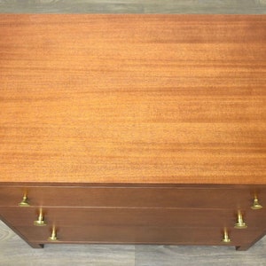 Single Mahogany Dresser Chest by Widdicomb image 4