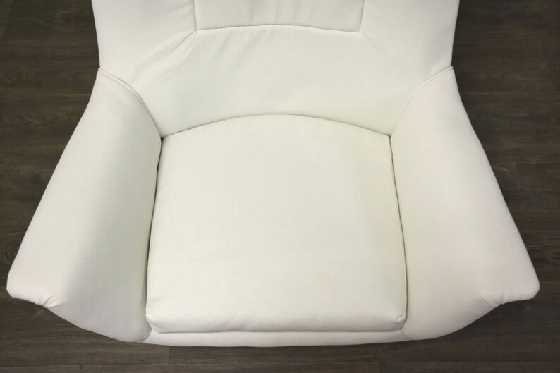 MCM White Lounge Chair by Lawrence Peabody image 7