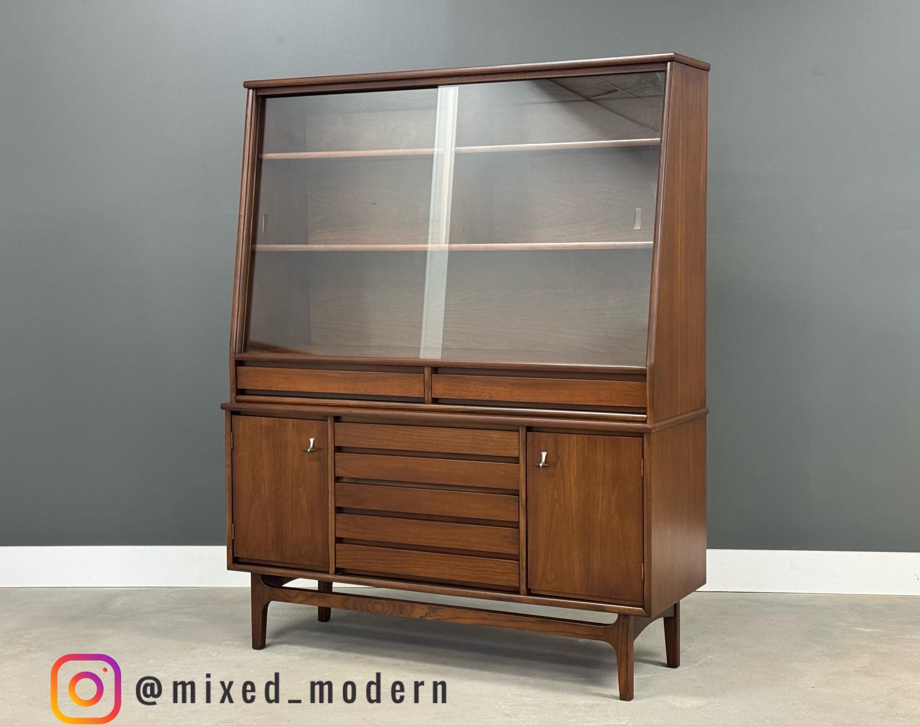 Walnut MCM Credenza Hutch by Stanley - Etsy