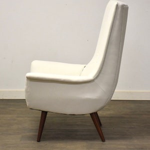 MCM White Lounge Chair by Lawrence Peabody image 2