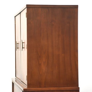 Walnut Tall Armoire Dresser immagine 8