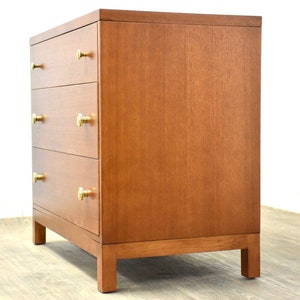 Single Mahogany Dresser Chest by Widdicomb image 3