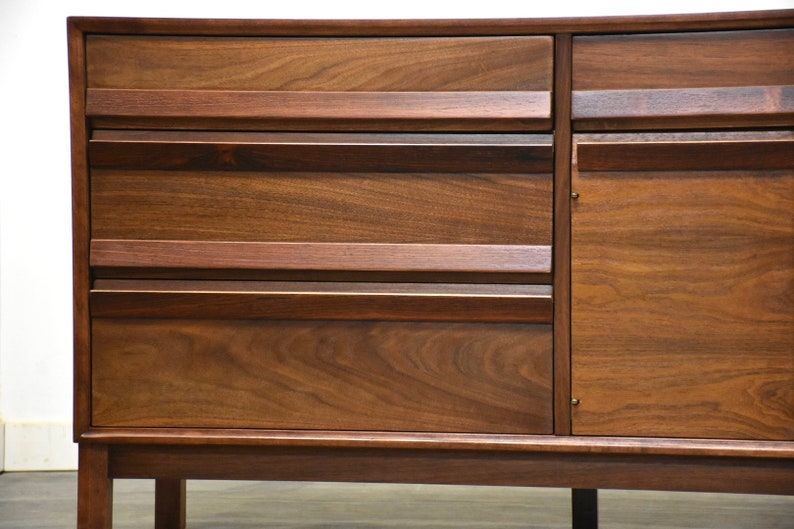 Refinished American of Martinsville Walnut and Rosewood Dresser image 9