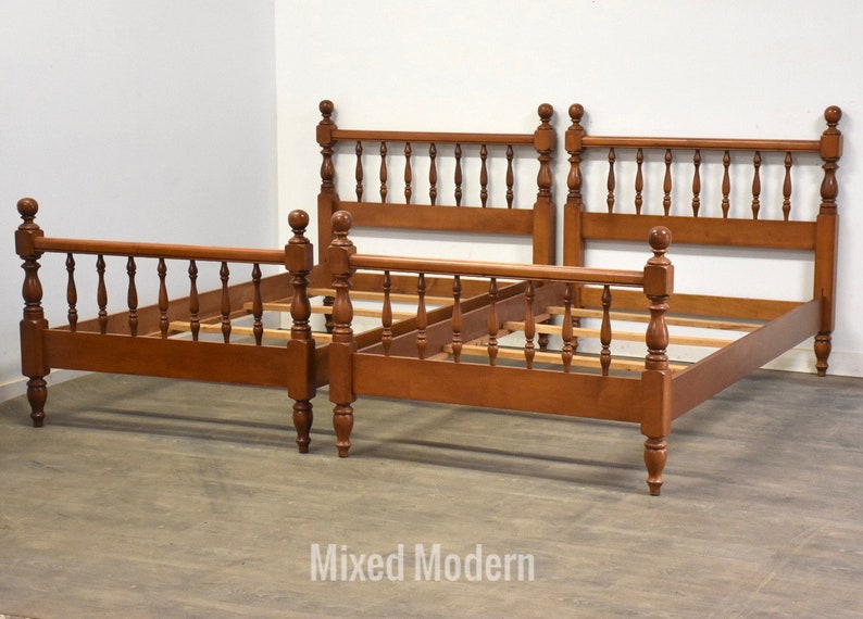 Solid Maple Twin Beds by Heywood Wakefield A Pair image 1