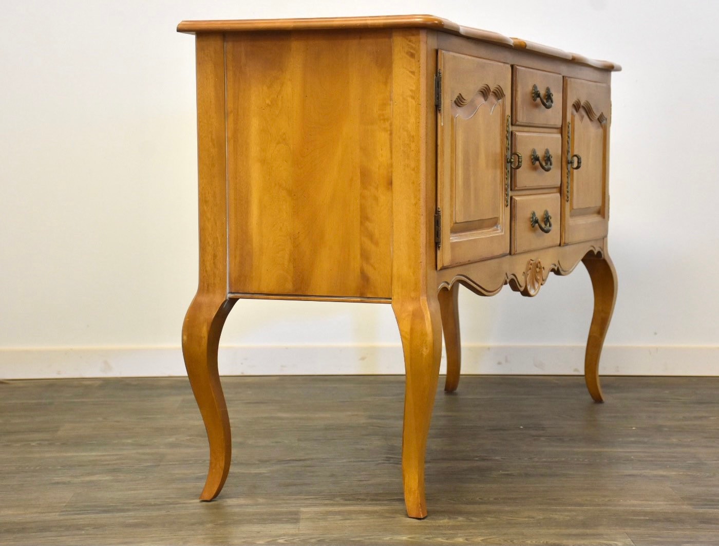 Ethan Allen Country French Credenza Buffet Etsy Denmark