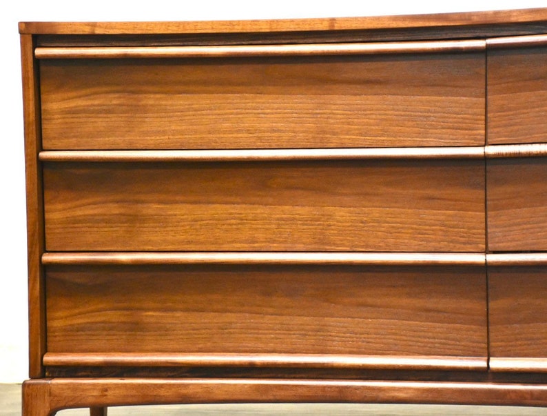 Lane Rhythm Walnut MCM Dresser image 9