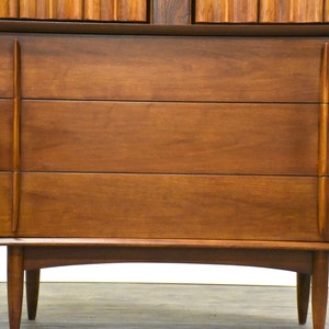 Mid Century Tall Dresser by United Furniture image 6