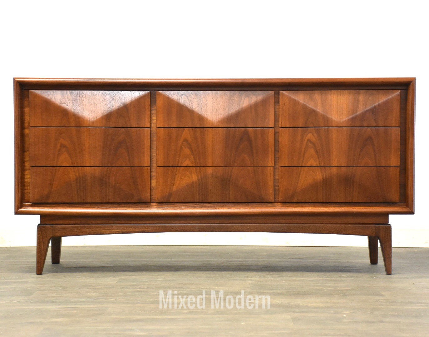Diamond front dresser deals