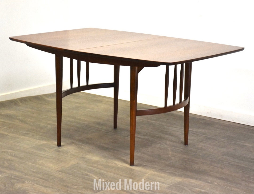 Mid Century Modern Walnut Dining Table - Etsy