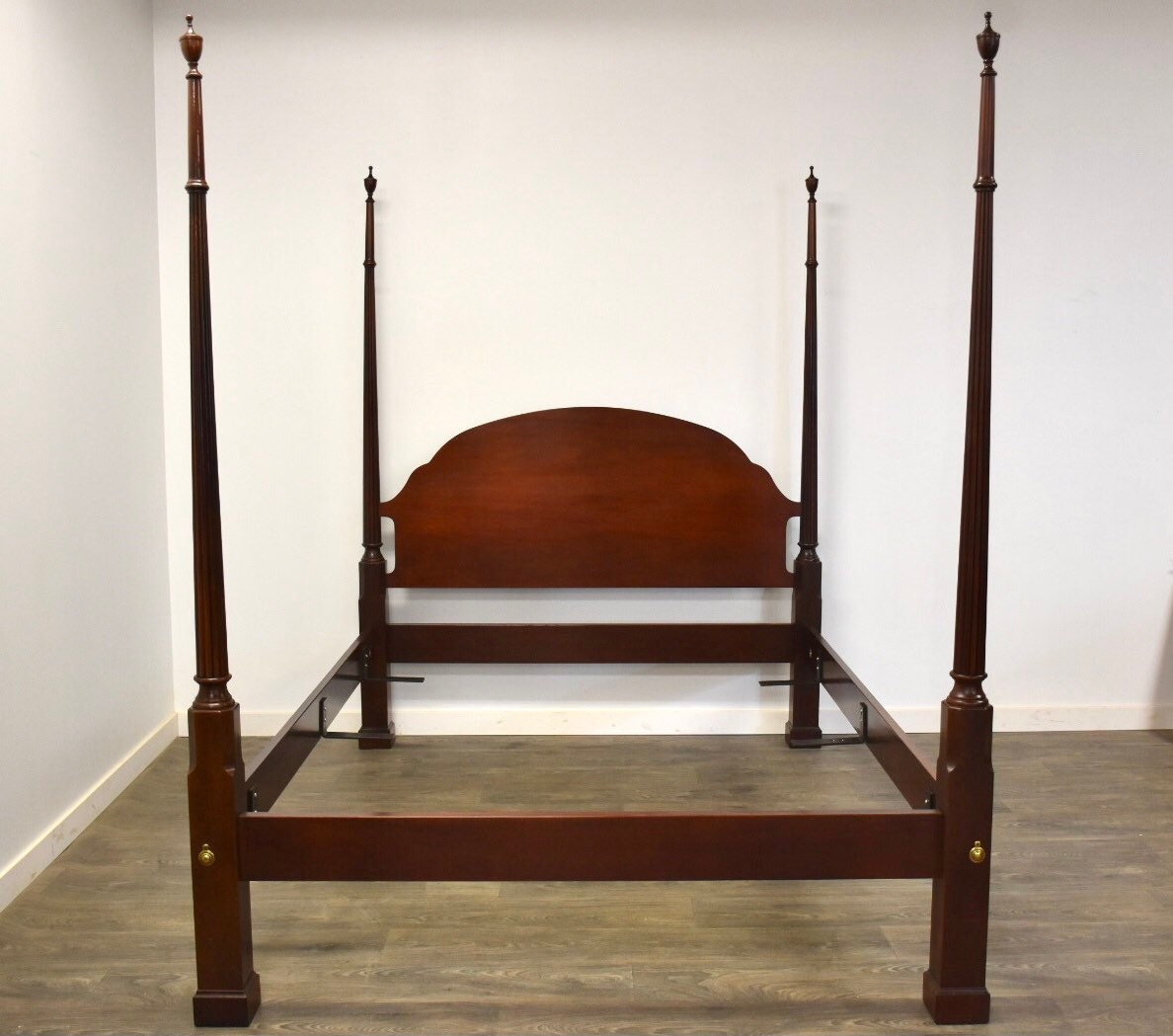 Solid Mahogany Queen Bed Frame de Councill Etsy
