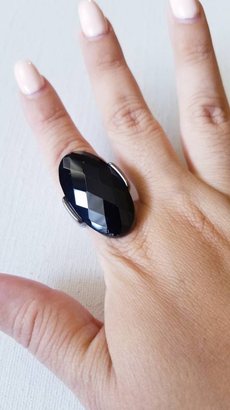 Vintage bold and glitzy black stone costume ring