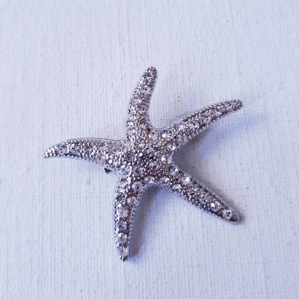 Vintage silver plated starfish with studded rhinestones brooch lapel pin