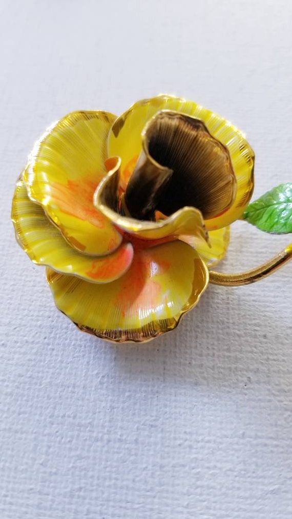Large vintage 1960s flower with yellow and orange… - image 3