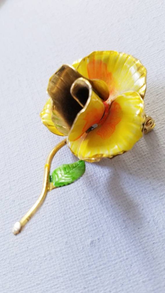 Large vintage 1960s flower with yellow and orange… - image 2