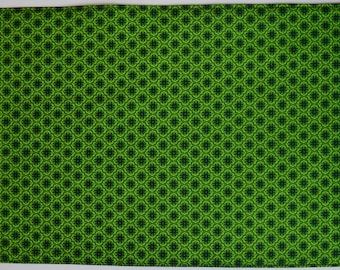Green/Navy Geometric Placemat