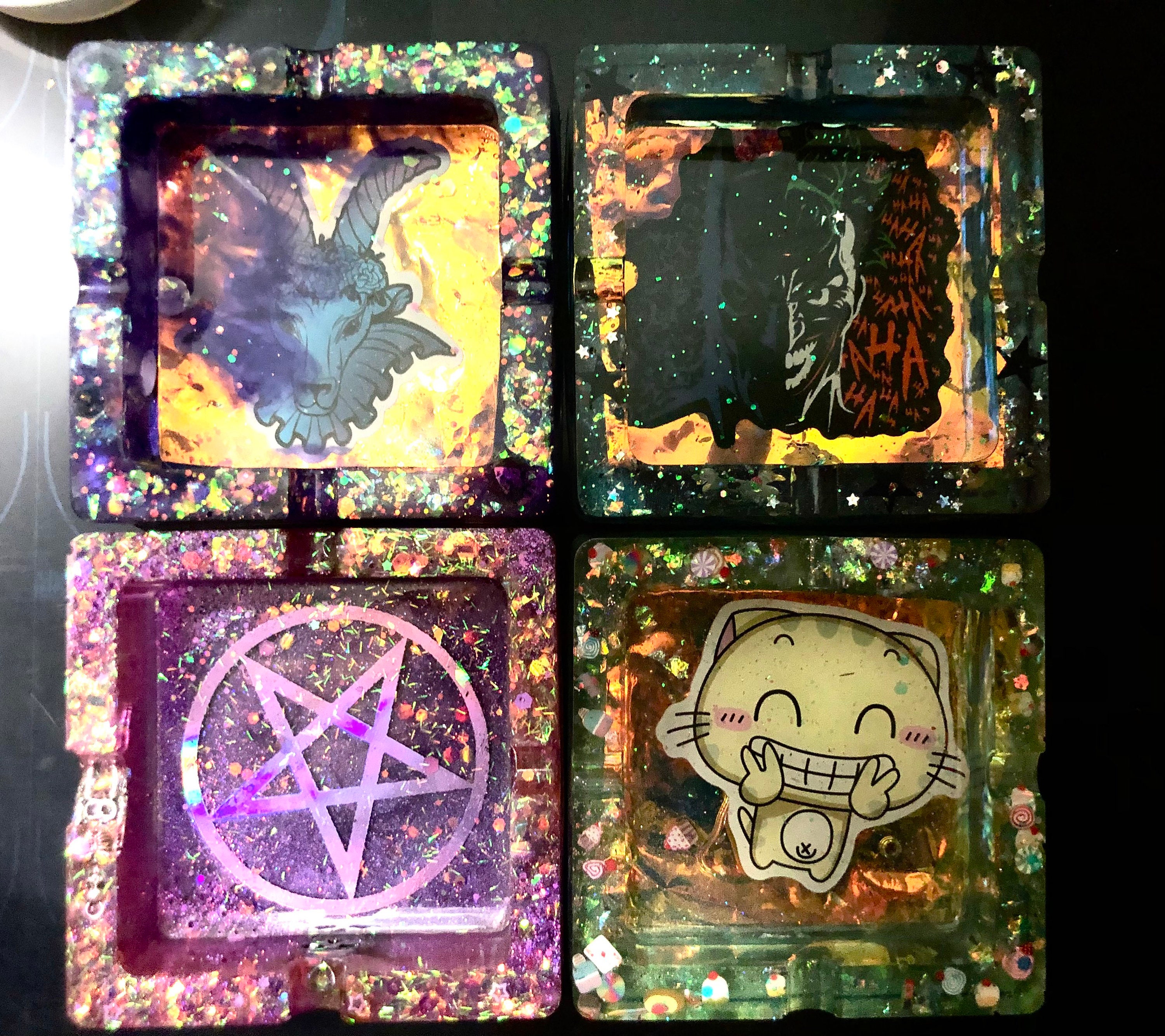 Cendrier 4 Modèles Au Choix en Résine Holographique Unique