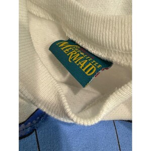 Sudadera vintage de Disney La Sirenita Ariel Talla 14 para niños Hecha en EE. UU. con estampado imagen 7