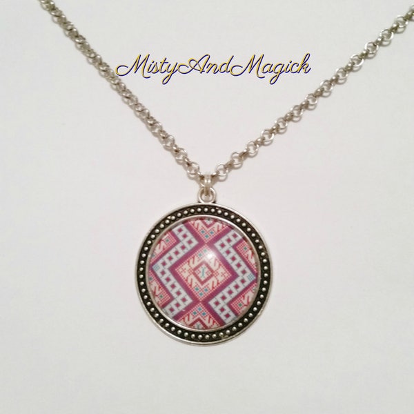 Pendentif Design ethnique traditionnel roumain