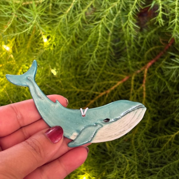 Handgemachte Keramik Wal Weihnachten hängende Dekoration: Cornish Pottery Geschenk