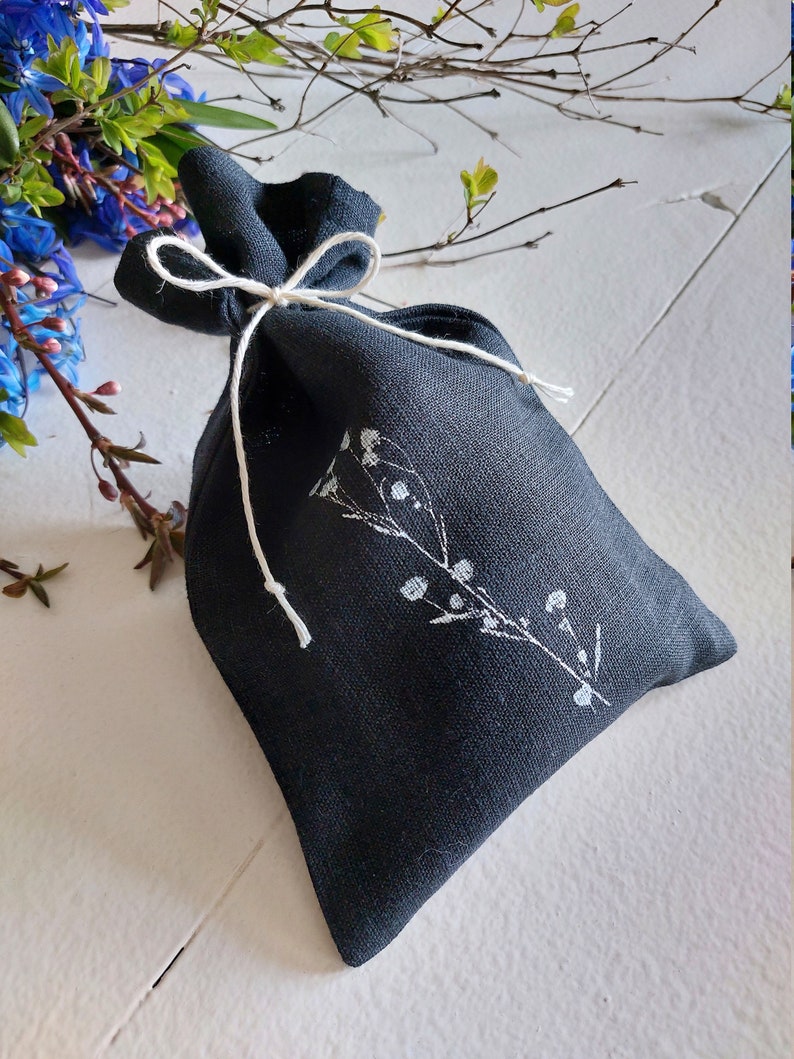 Black favor bag set, linen aroma sachet, 5x7 image 7