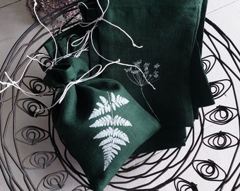 10 green linen bags, favor bag, nature inspired linen bag