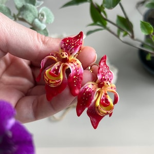 Handmade polymer clay burgundy Boho Earrings with Orchids. Unique Gift for her. Bright Floral Wedding jewelry for the Bride, Bridesmaid