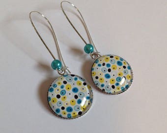 Fancy cabochon earrings, dangling, large sleepers, pop, seventies, polka dots, retro