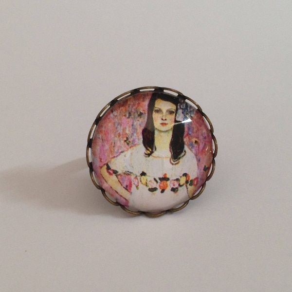 broche fantaisie cabochon, Gustav Klimt, bords dentelés, portrait de femme, rose