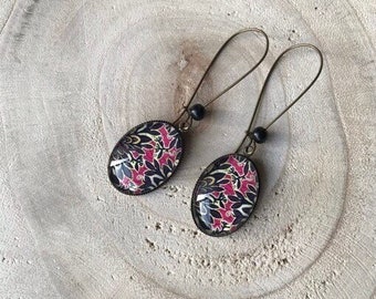 oval cabochon earrings, oval pendants, wax, African fabric, patterned earrings